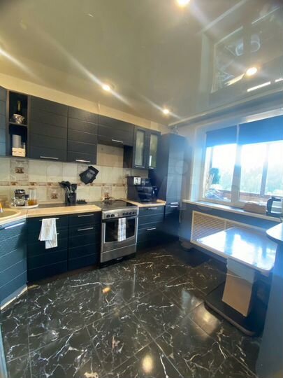 2-к. квартира, 50,2 м², 4/9 эт.