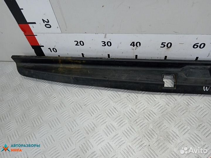 Накладка декоративная Toyota Land Cruiser Prado