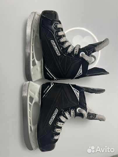 Коньки хоккейные детские bauer s140 y8r