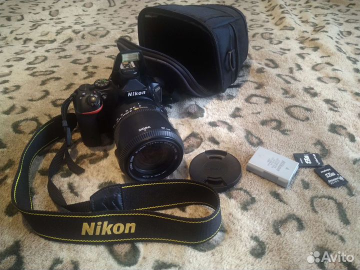 Зеркальный фотоаппарат Nikon 5500+объектив 18-250m