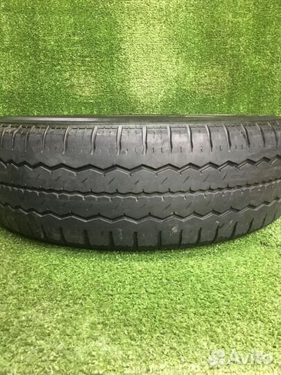 Hankook Radial RA08 215/70 R16C T