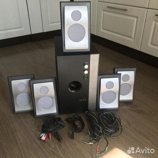 Продаю акустическую систему 5.1 Sven