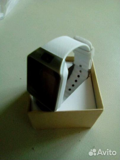 Часы телефон