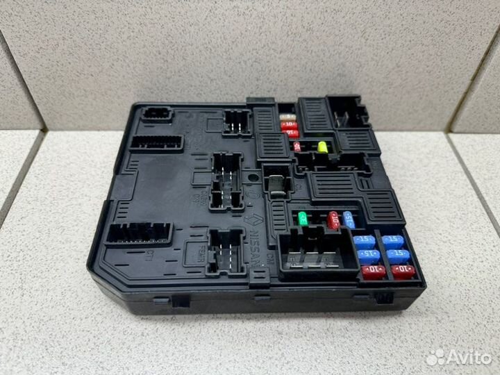 Блок предохранителей Nissan Qashqai J11 MR20 2