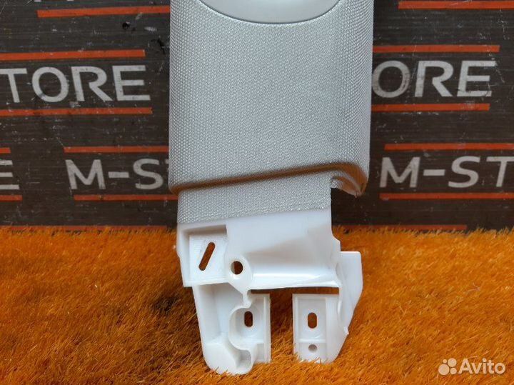 Обшивка стойки правая Audi A5 8T cdnc 2010