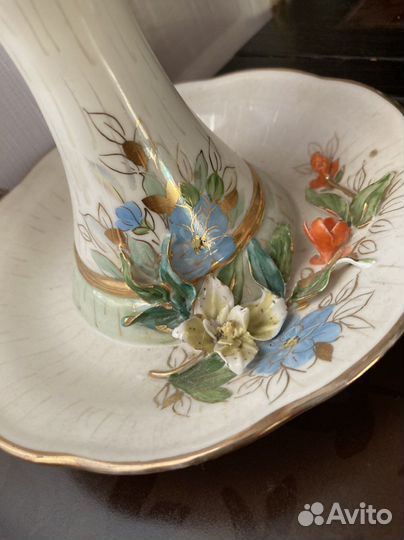 Фарфоровый подсвечник