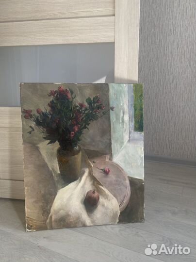 Натюрморт с весенним букетом