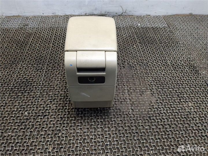 Консоль салона Volvo XC70, 2010