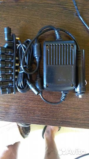 Автомобильный адаптер питания Vanson SDR-100W