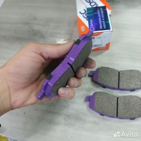 Колодки тормозные передние Chrysler Sebring, ASX