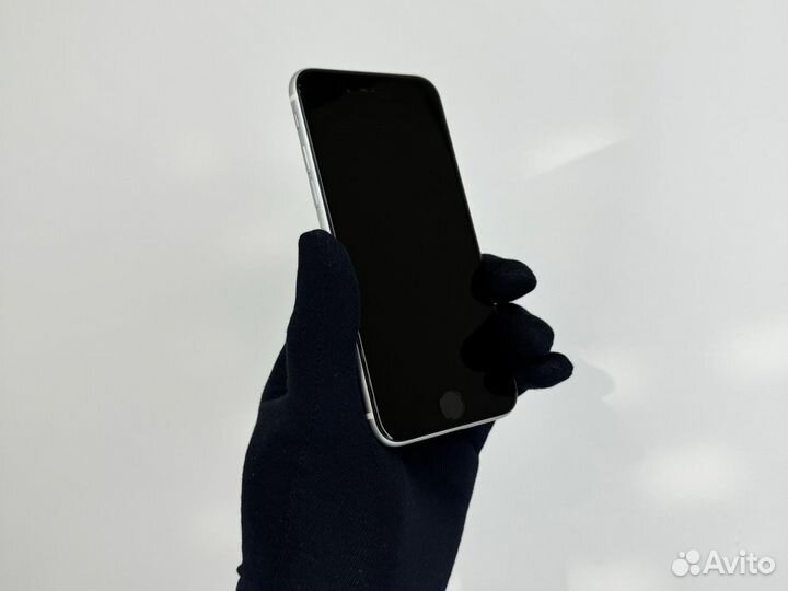 iPhone SE (2020), 256 ГБ