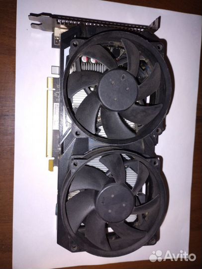 Видеокарта radeon RX560 4GB Sapphire