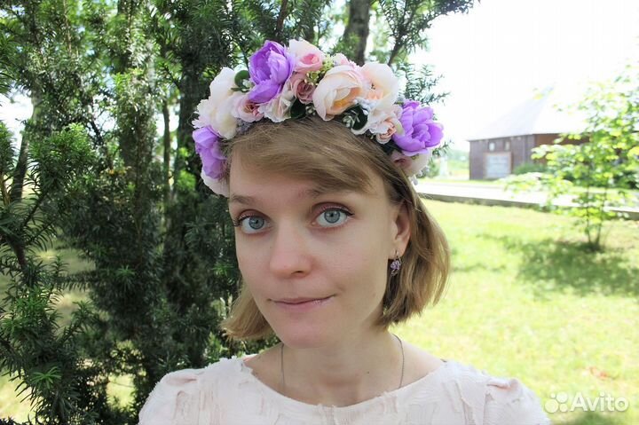 Венок на голову из цветов ручной работы