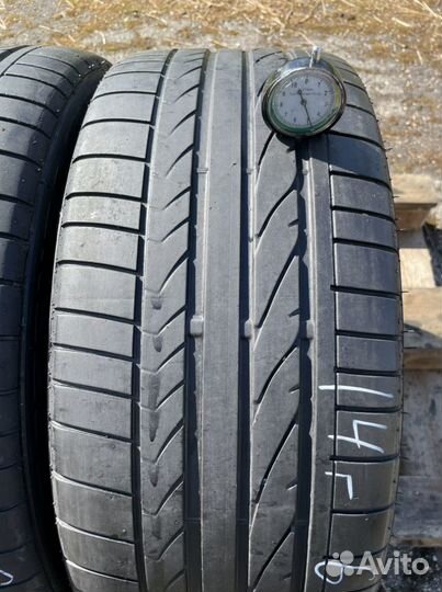 Bridgestone Potenza RE050A 235/45 R17