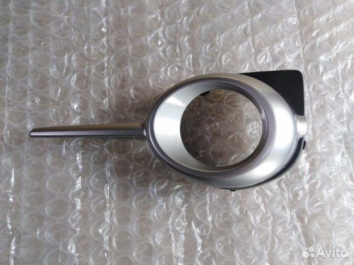 Накладка противотуманной фары передняя левая