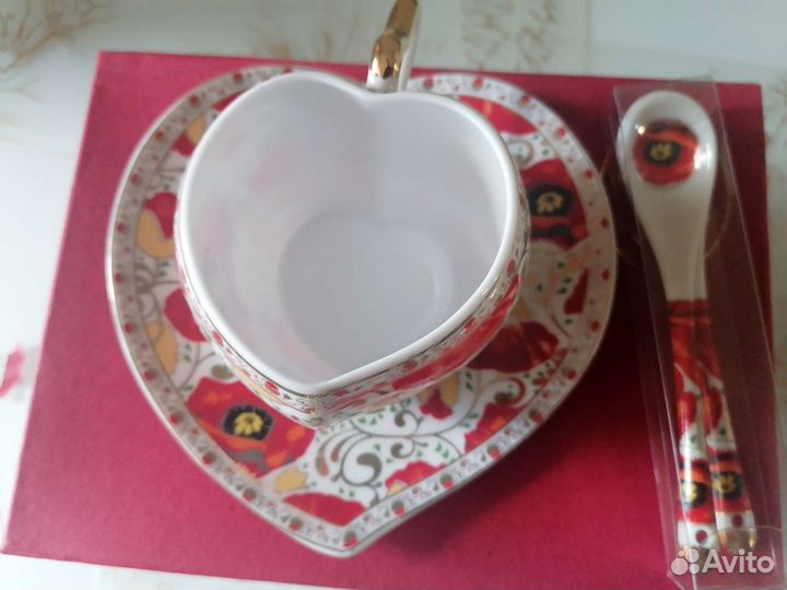 Две чайные пары