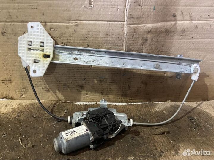 Стеклоподъемник электр. задний левый Hyundai Solar