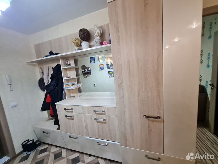 Шкаф в прихожую бу
