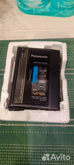 Кассетный плеер panasonic