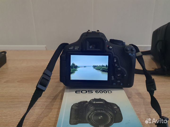 Зеркальный фотоаппарат canon 600d
