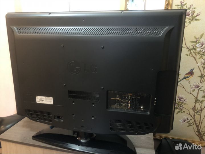 Телевизор LG 37 дюймов модель 37LG3000-ZA