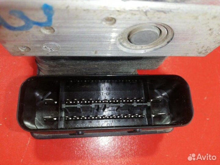 Блок abs Ford Focus CB4 qqdb 2008