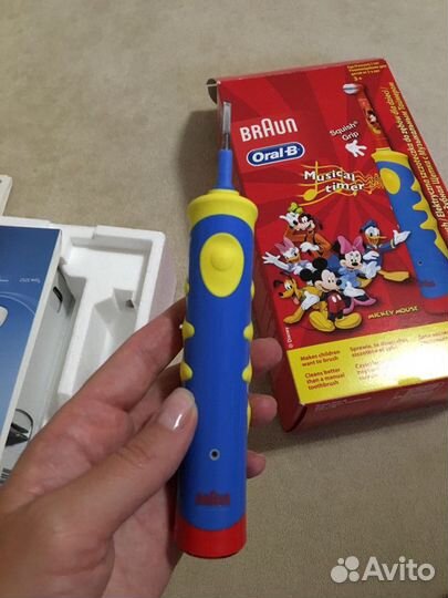 Щетка зубная Oral b детская электрическая с музыка