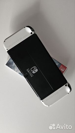 Nintendo switch oled + Игра на выбор