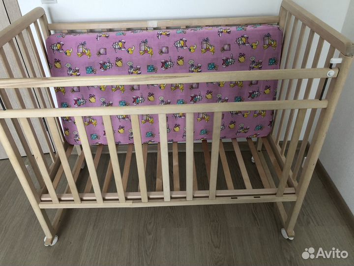 Кроватка детская с матрасом бу