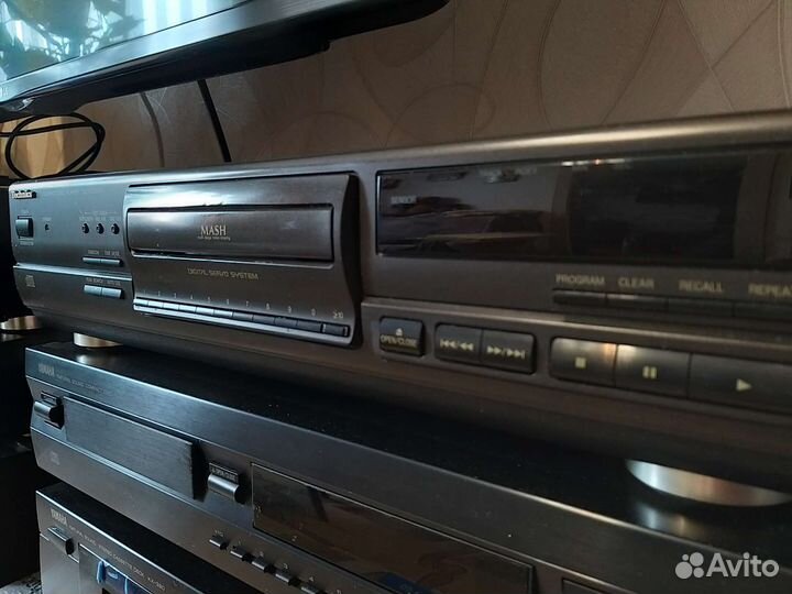 CD-проигрыватель Technics SL-PG580A