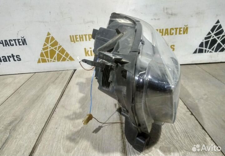 Фара левая бу Renault Kaptur OEM 260602042R