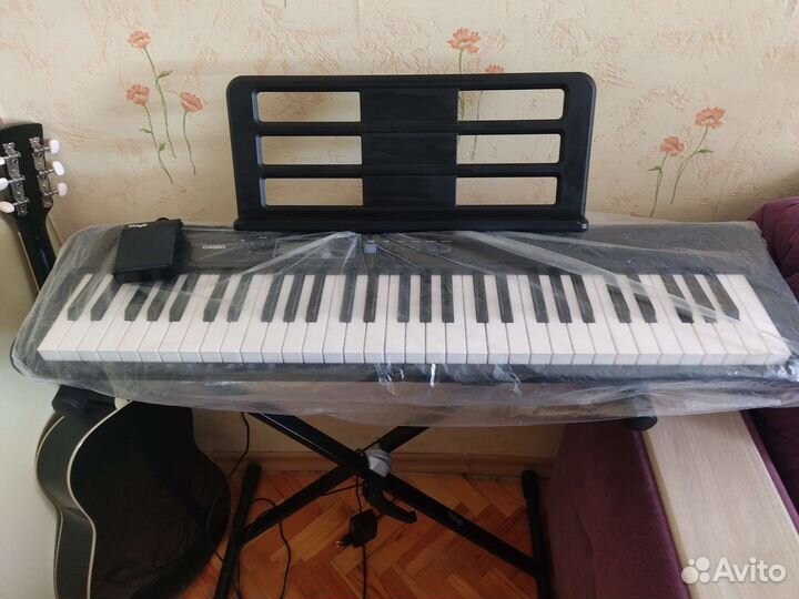 Синтезатор casio ct-s300 (+ педаль, подставки)