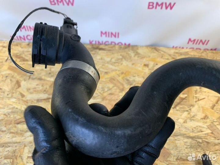 Патрубок системы охлаждения Bmw 3-Series E90
