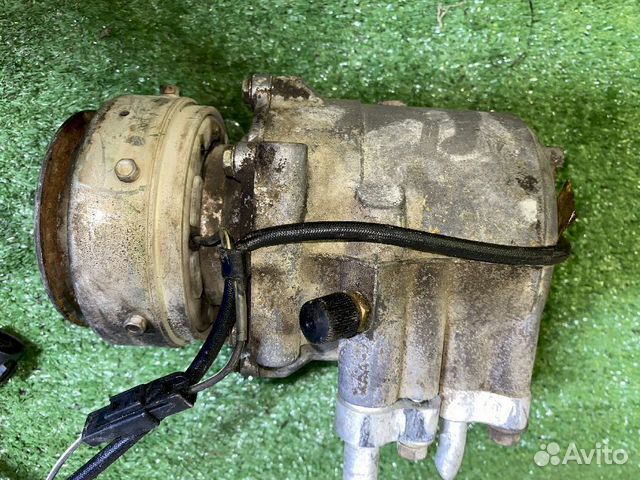 Компрессор кондиционера 4G63 Mitsubishi Galant E52