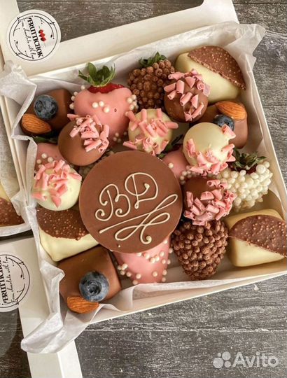 Клубника в шоколаде / Фрукты в шоколаде