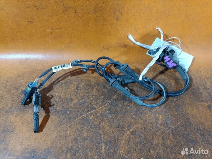 Датчик ABS передний Nissan Stagea M35