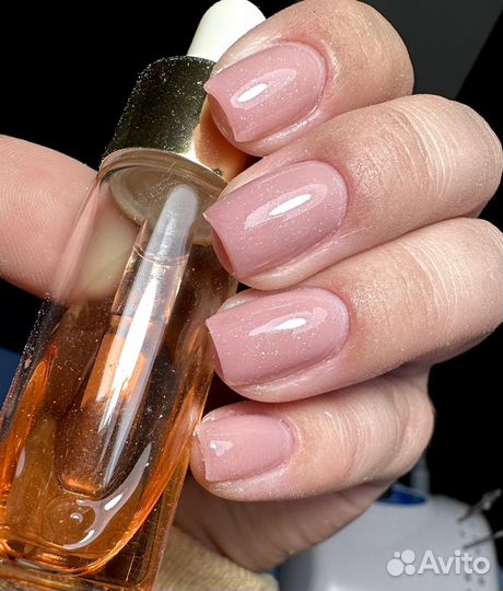 Мастер маникюра