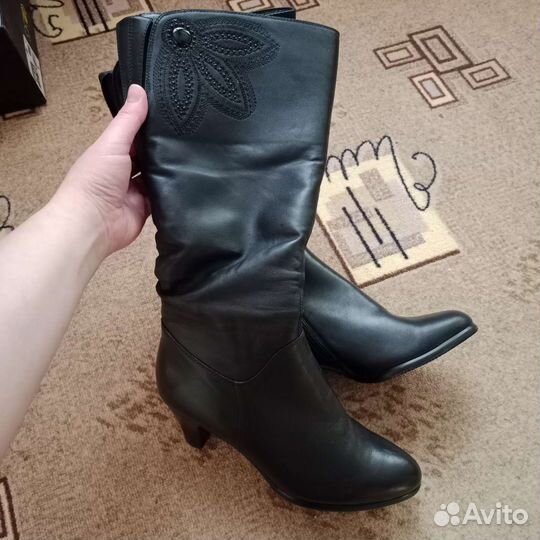 Сапоги зимние женские 39 новые кожаные