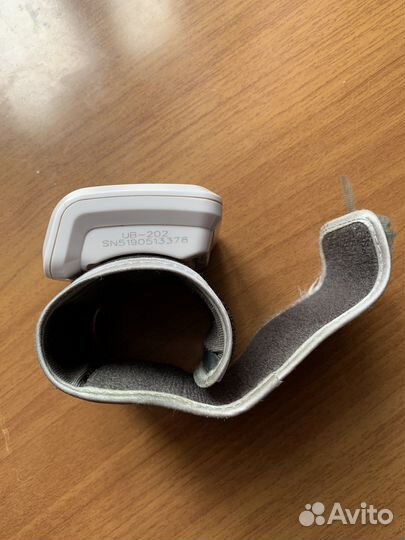 Тонометр на запястье