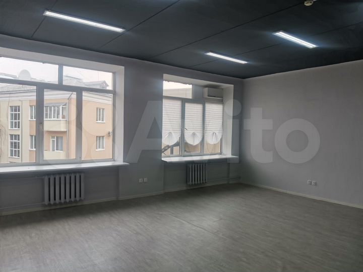 Бизнес-центр, 3500 м²