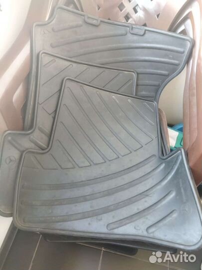 Коврики резиновые на Mercedes c class w 204