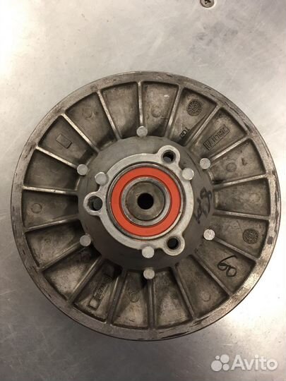 Внешняя щека ведомого вариатора BRP