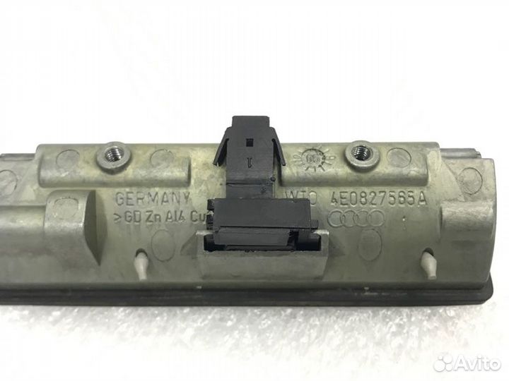 Кнопка открывания багажника Audi A8 D3 BVJ 2008