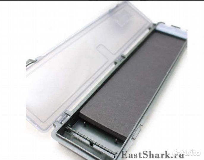 Поводчица, пенал. Eastshark