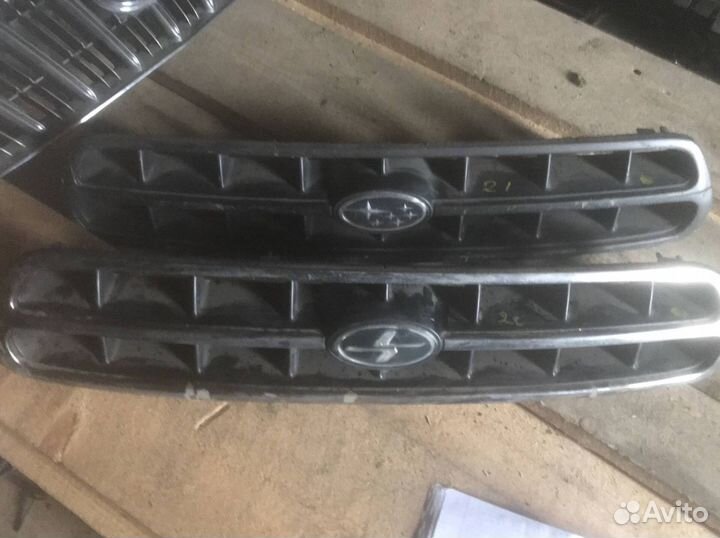 Решетка радиатора Subaru Legacy Lancaster BH9