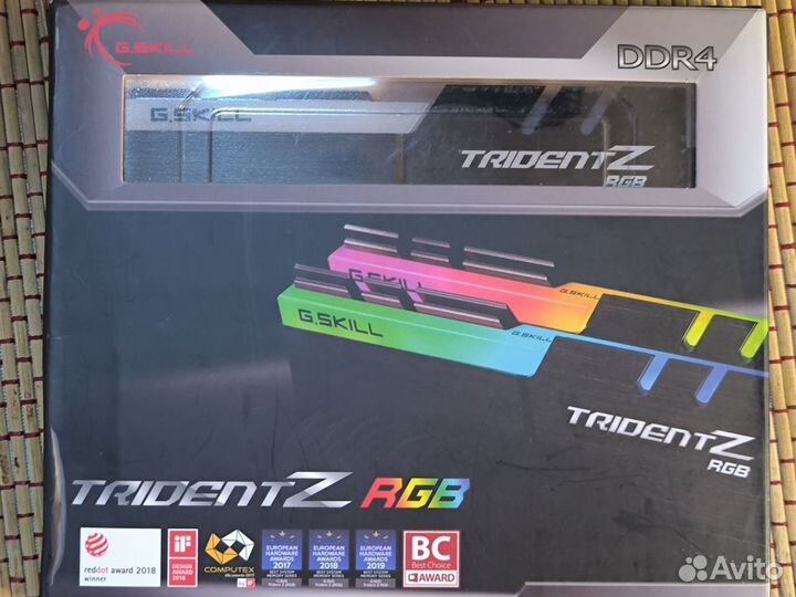 Оперативная память DDR4 G.skill Trident Z RGB 32GB