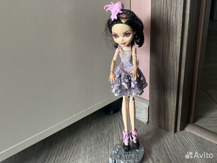 Кукла эвер афтер хай