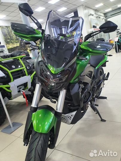 Мотоцикл bajaj dominar 400