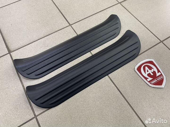 Накладки на пороги салона Volkswagen T5 / T6