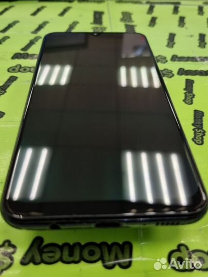 Samsung Galaxy A50, 4/64 ГБ